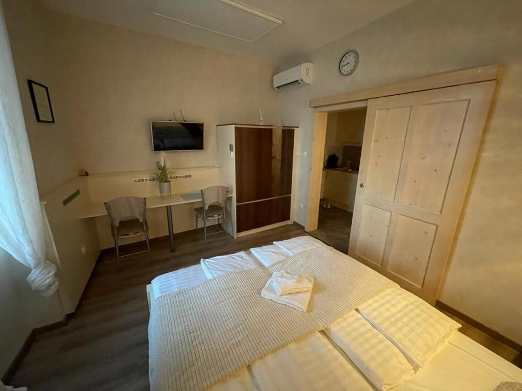 Safit-Mandala Apartment Mosonmagyarovar Exterior photo